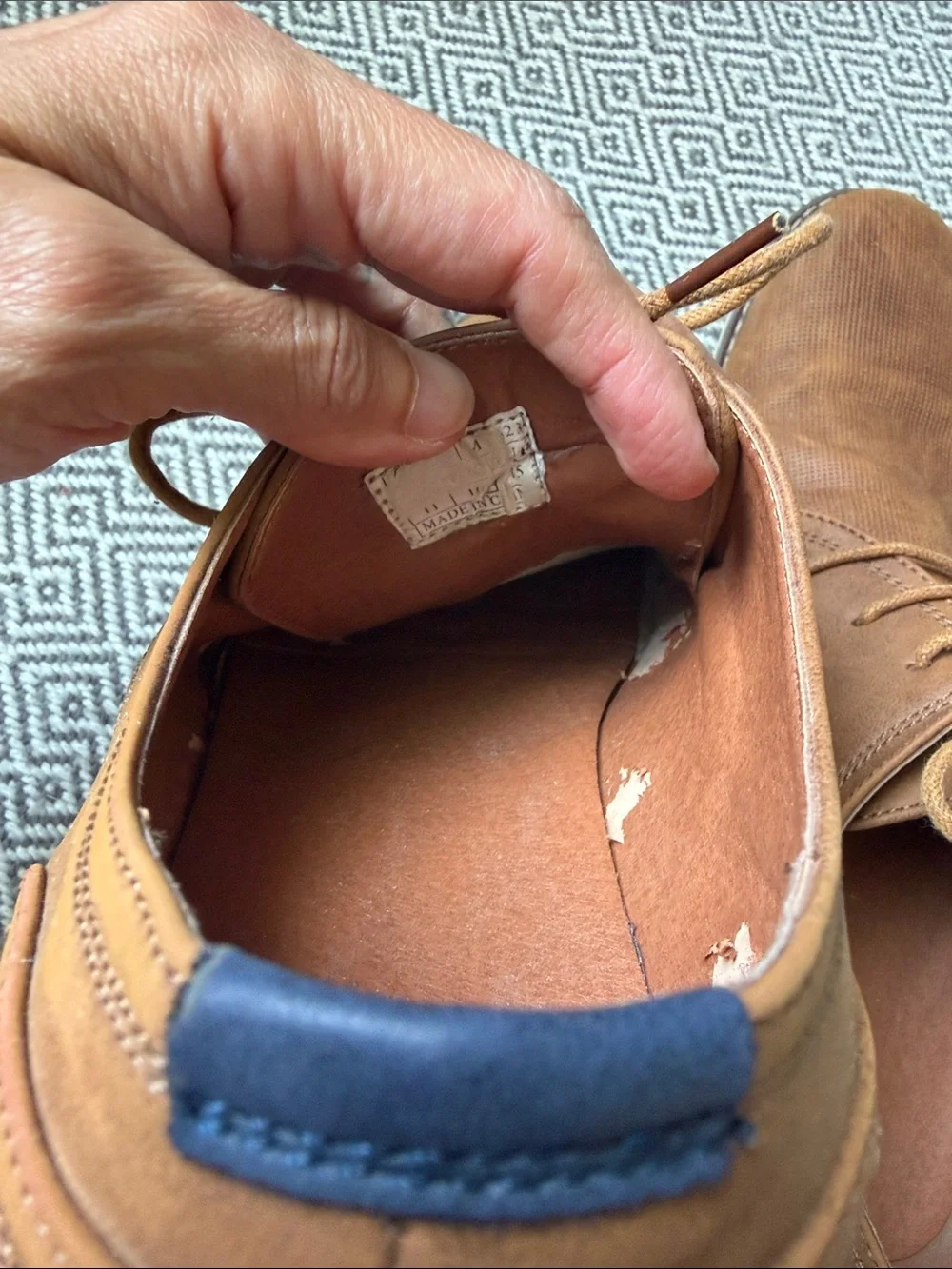 Men's Tan Casual Lace-Up Shoes